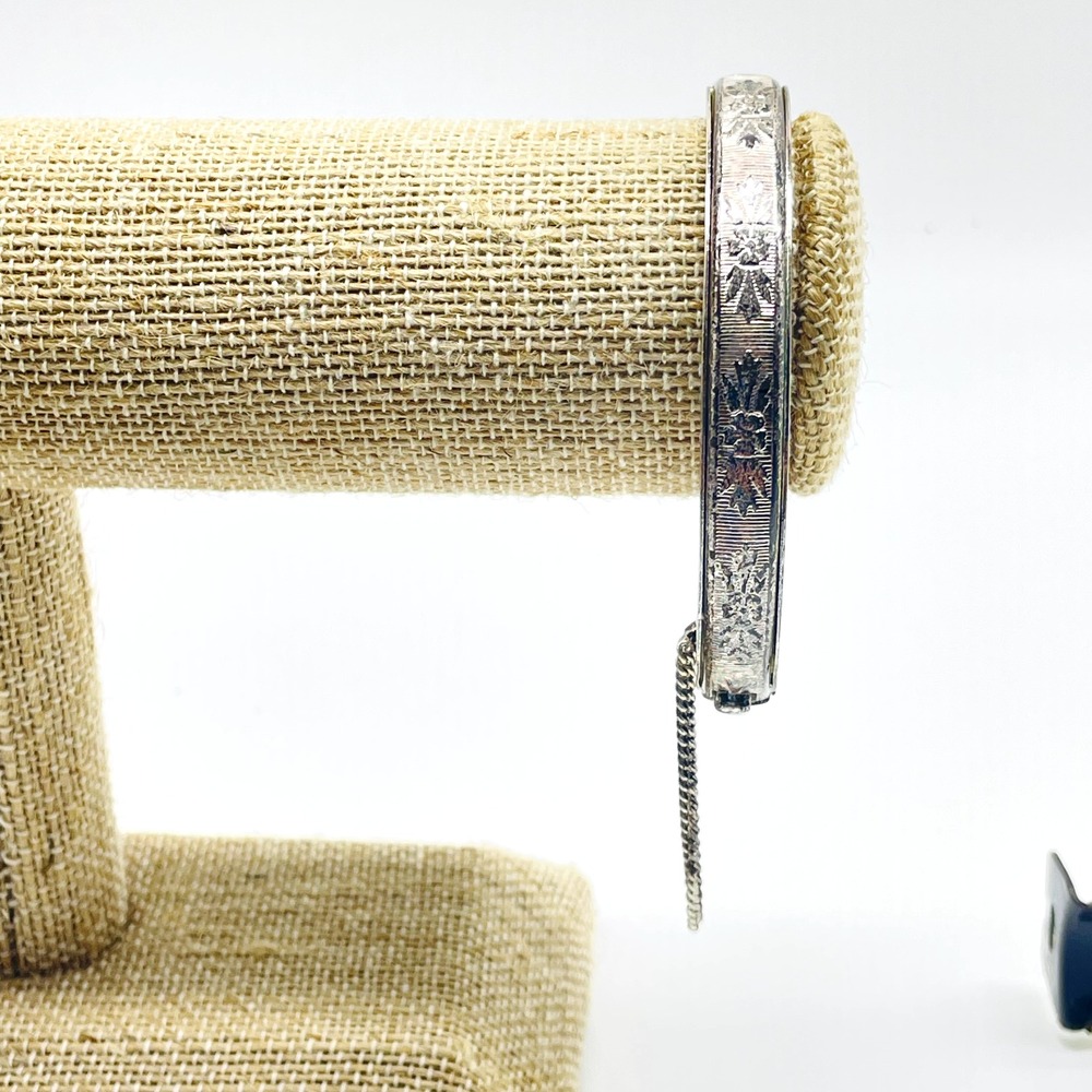 Vintage Hinged Clamper Bracelet Silver Tone Etched Floral Scroll Cuff Jewelry - Picture 5 of 6